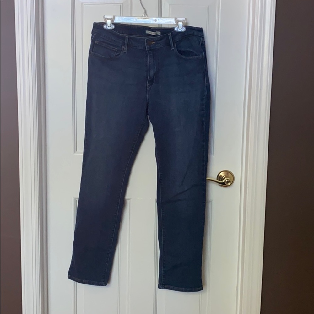 Levi Mid Rise Skinny Jean